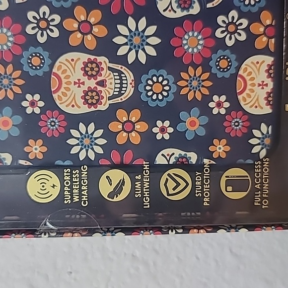 SARINA Day of the Dead IPhone 12/13 ProMax phone cover - Picture 3 of 5